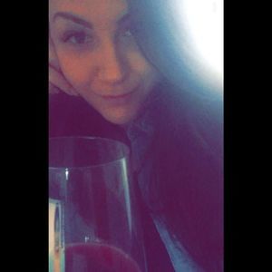 Meet your Posher, Antoinette